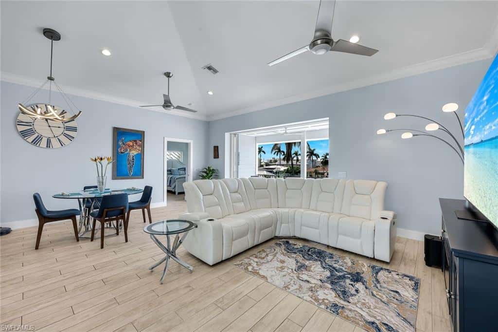117 Sand Dollar Dr, Fort Myers Beach, photo 8