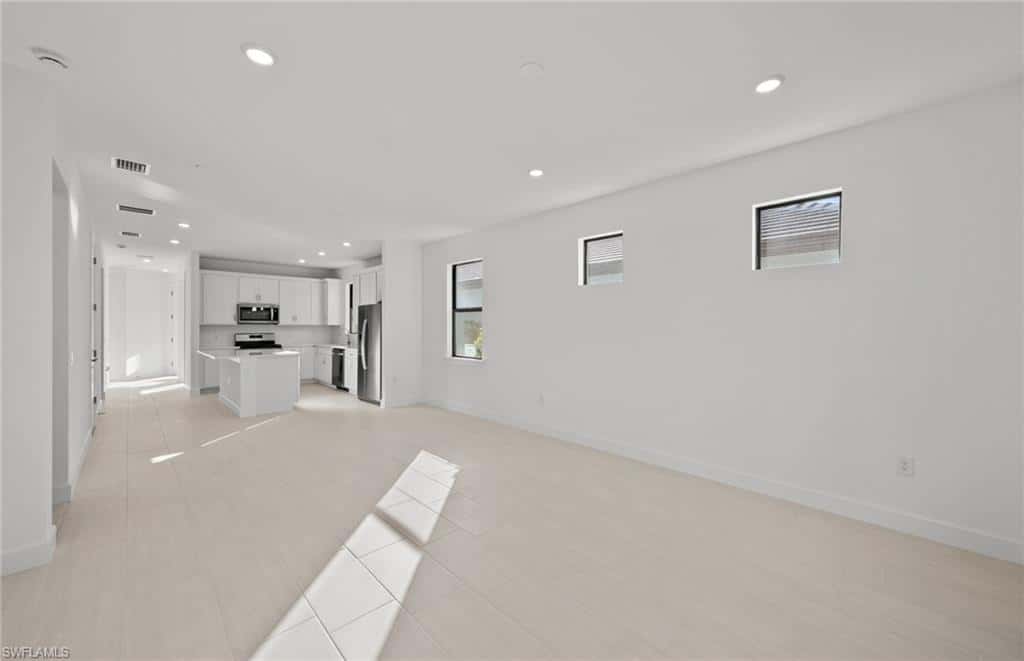2151 Freemont Way, Naples, photo 18