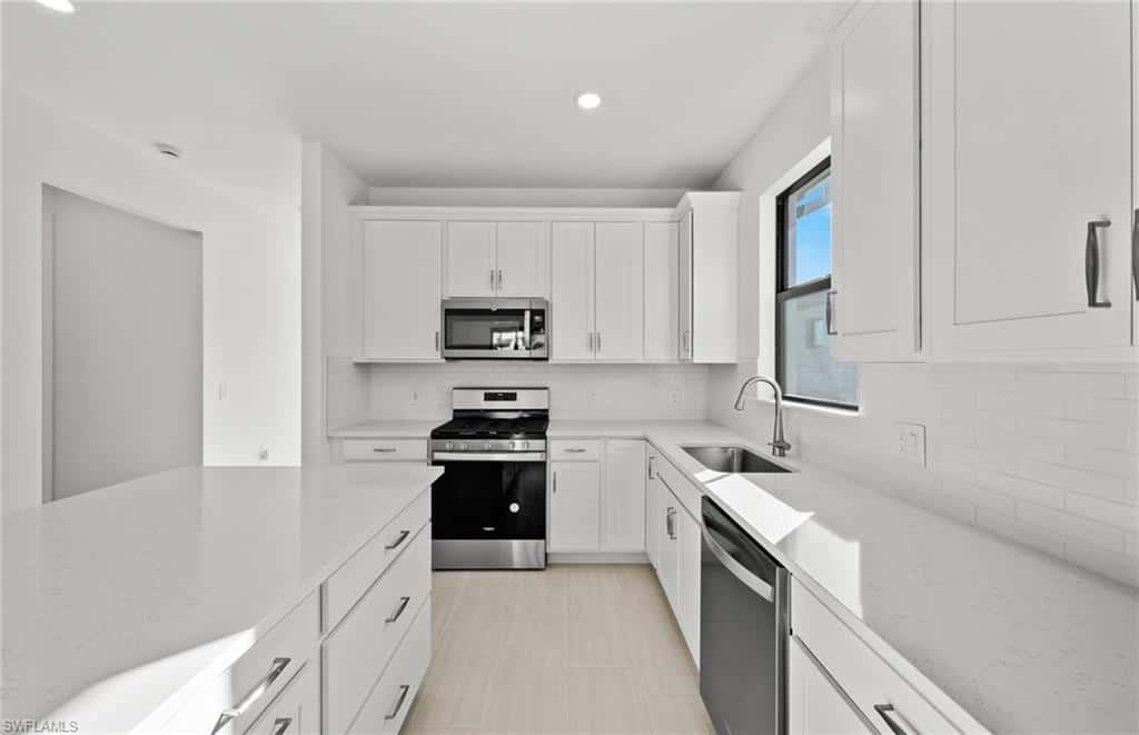 2151 Freemont Way, Naples, photo 15