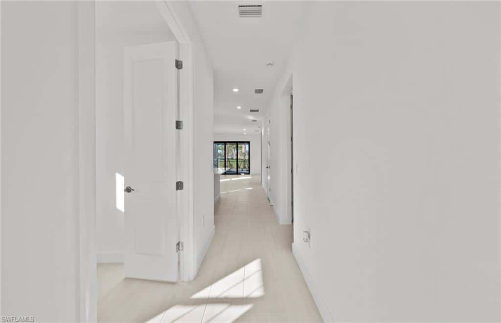 2151 Freemont Way, Naples, photo 4