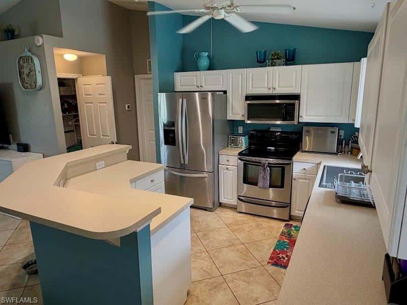 1817 3rd Pl, Cape Coral, photo 5