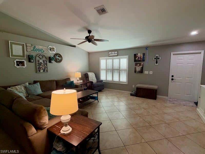 1817 3rd Pl, Cape Coral, photo 4