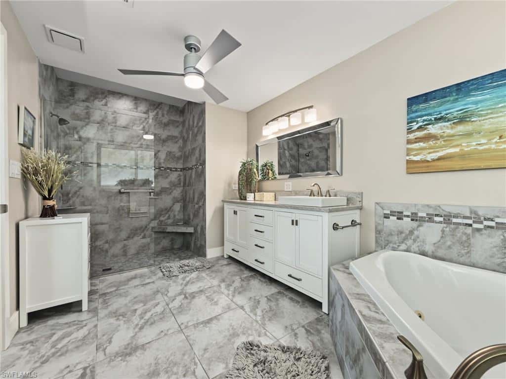 111 Newport Cay, Naples, photo 32