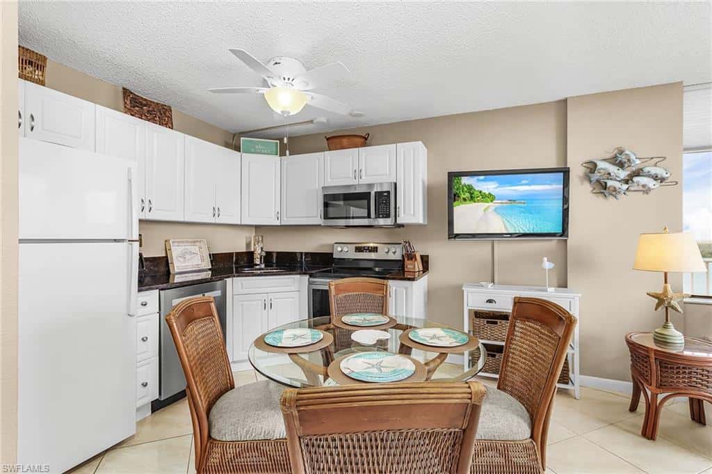 8701 Estero Blvd #906, Bonita Springs, photo 4