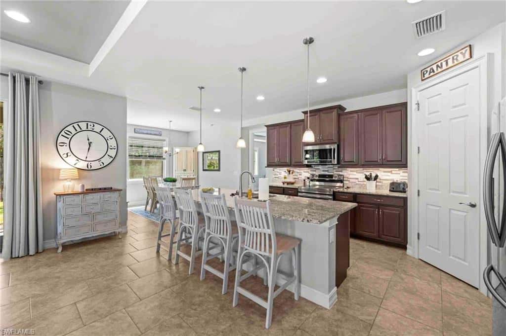 3069 Amadora Cir, Cape Coral, photo 4