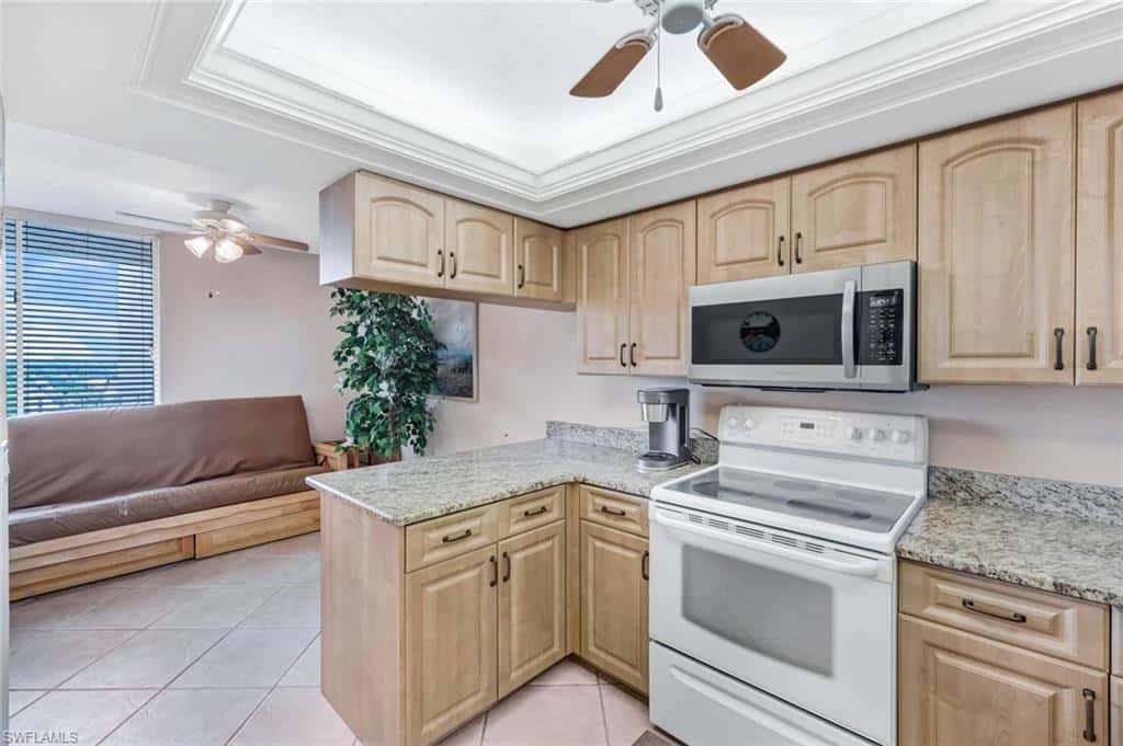 11118 Gulf Shore Dr #803, Naples, photo 7