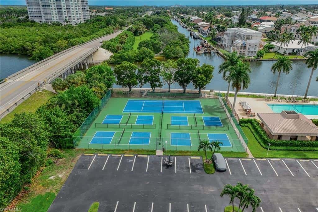 11118 Gulf Shore Dr #803, Naples, photo 34