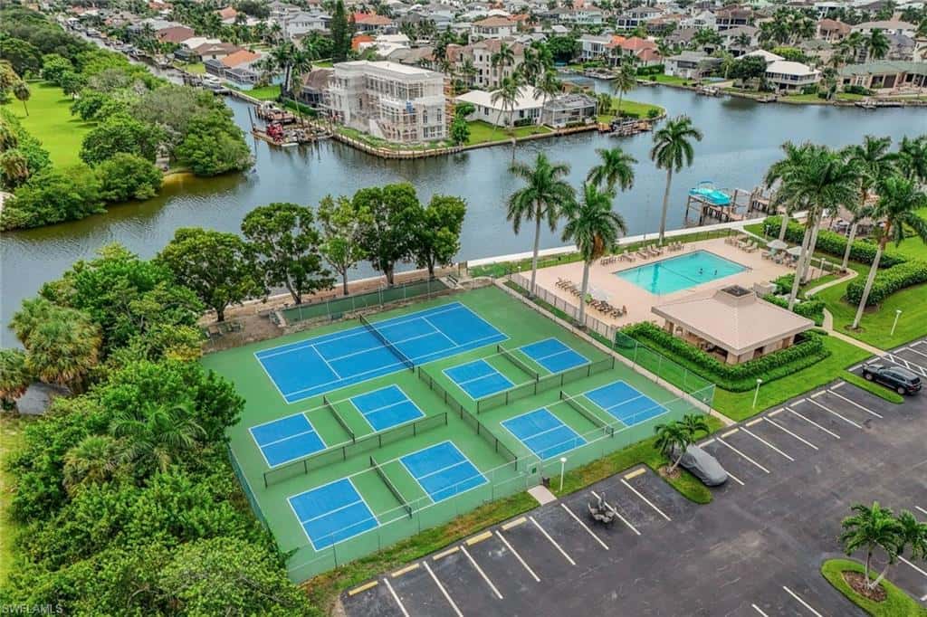 11118 Gulf Shore Dr #803, Naples, photo 35