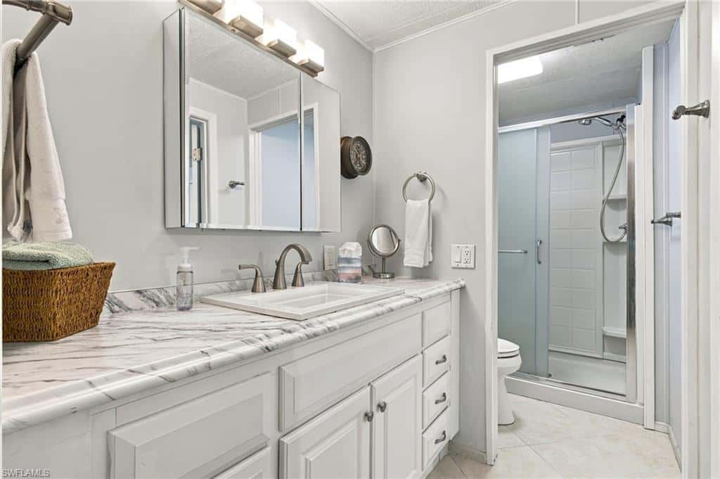 105 Calais Ct, Naples, photo 16