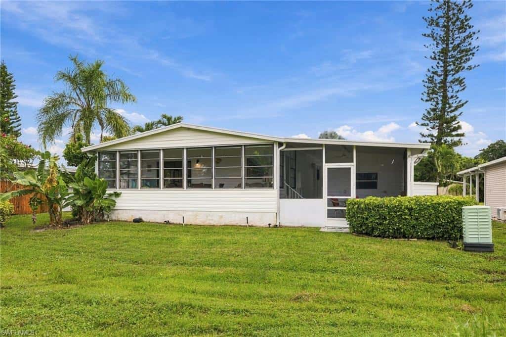 105 Calais Ct, Naples, photo 22