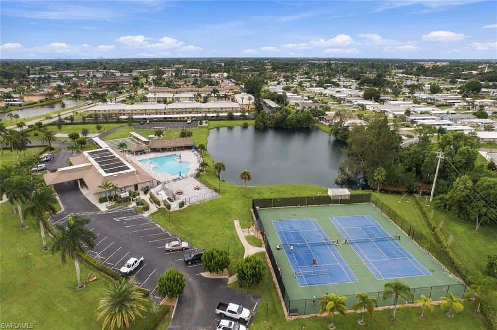 105 Calais Ct, Naples, photo 29