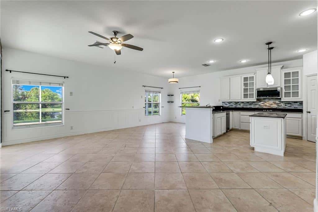 2201 Cape Heather Cir, Cape Coral, photo 7