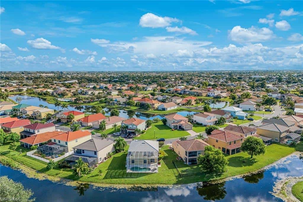 2201 Cape Heather Cir, Cape Coral, photo 29