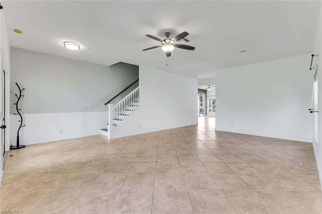 2201 Cape Heather Cir, Cape Coral, photo 4
