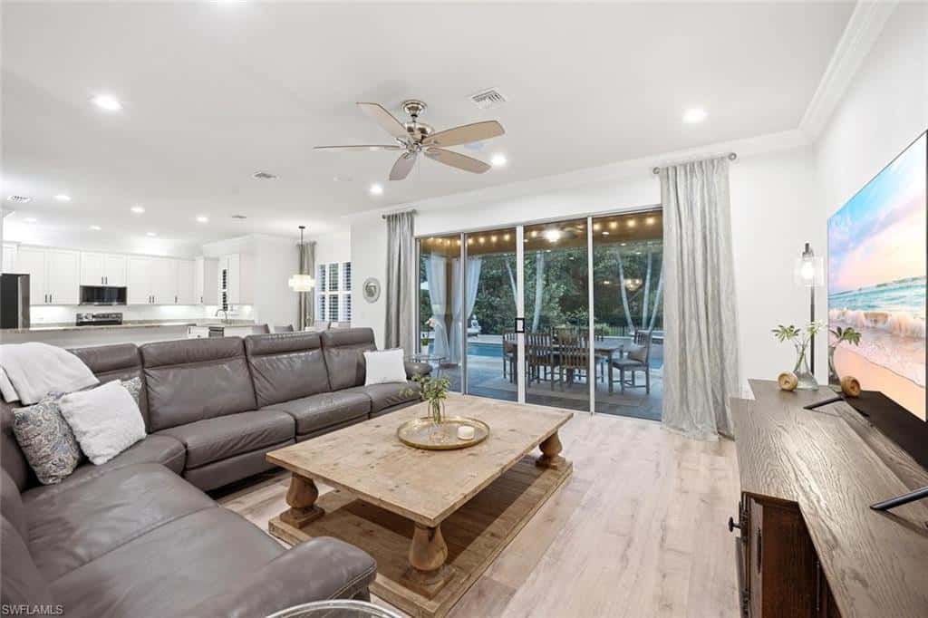 6550 Marbella Dr, Naples, photo 6