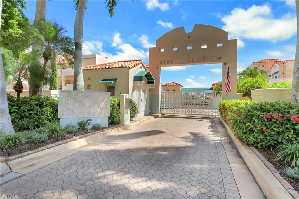 4500 Gulf Shore Blvd #1-211, Naples, photo 5