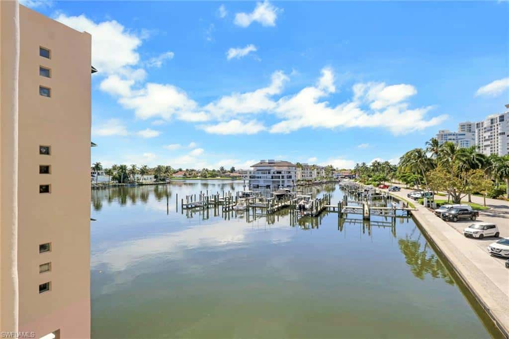 4500 Gulf Shore Blvd #1-211, Naples, photo 9