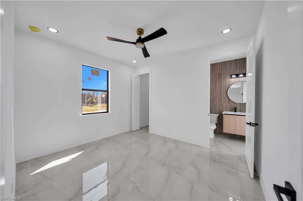 928 1st Pl, Cape Coral, photo 23