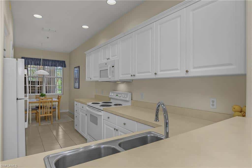 4863 Hampshire Ct #104, Naples, photo 13
