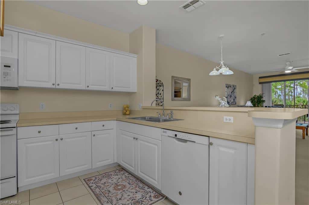 4863 Hampshire Ct #104, Naples, photo 14