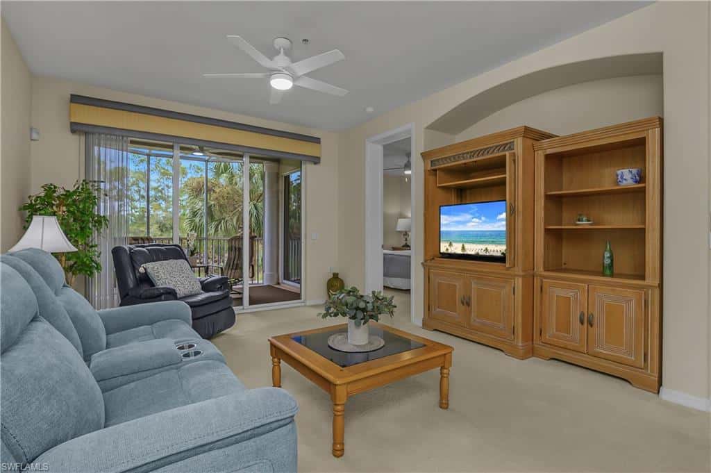 4863 Hampshire Ct #104, Naples, photo 8