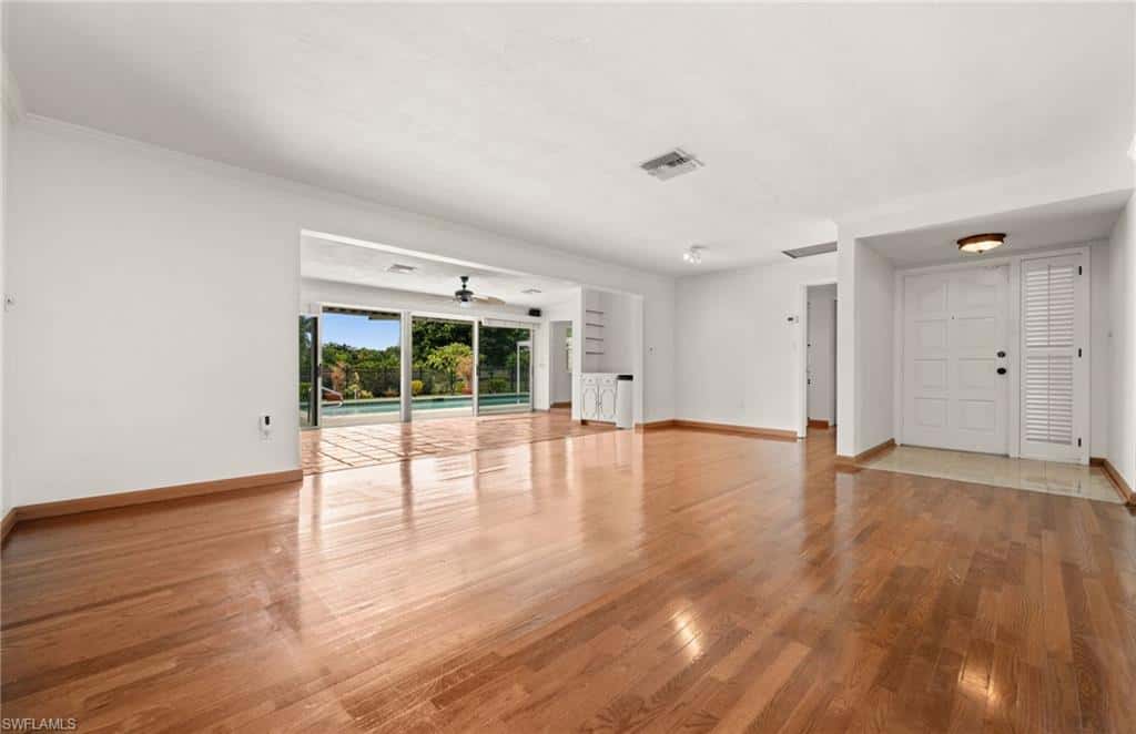 180 Pebble Beach Blvd, Naples, photo 9