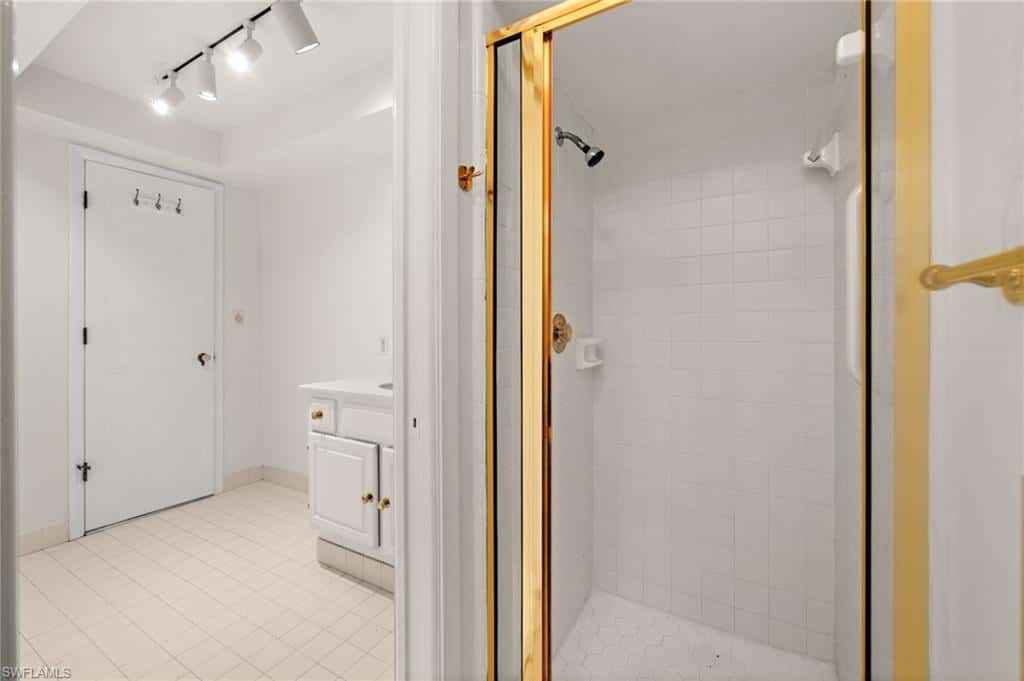 180 Pebble Beach Blvd, Naples, photo 15