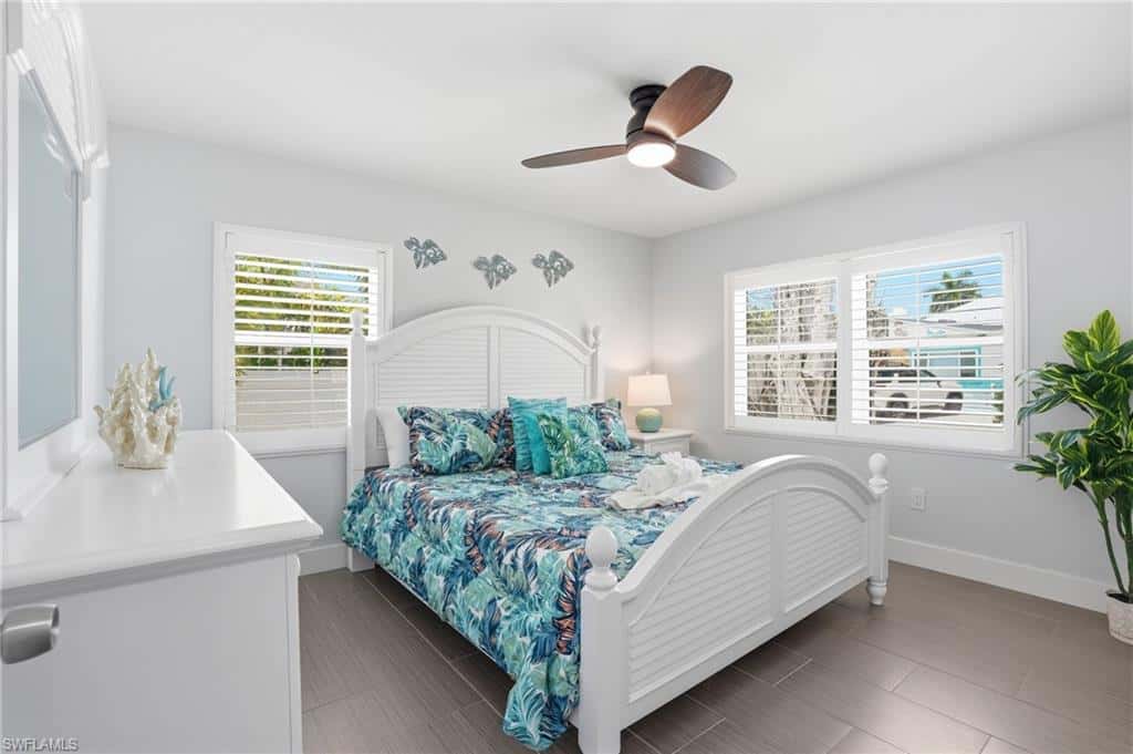 240 Fairweather Ln, Fort Myers Beach, photo 12