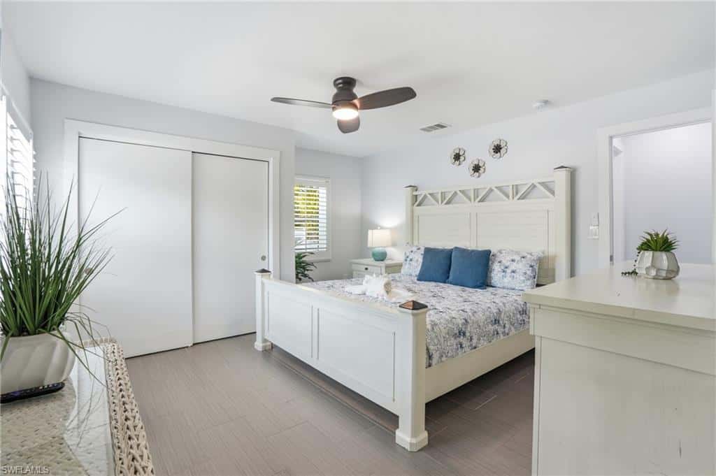 240 Fairweather Ln, Fort Myers Beach, photo 9