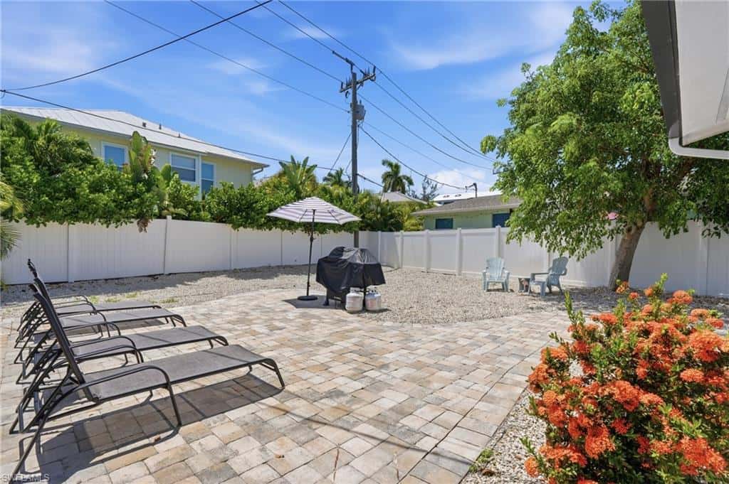 240 Fairweather Ln, Fort Myers Beach, photo 38