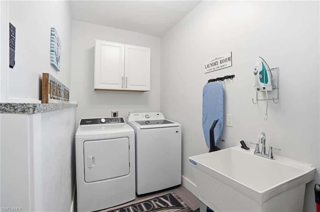 240 Fairweather Ln, Fort Myers Beach, photo 15