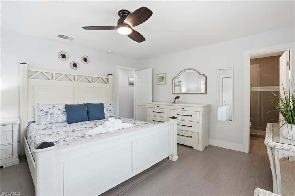 240 Fairweather Ln, Fort Myers Beach, photo 29