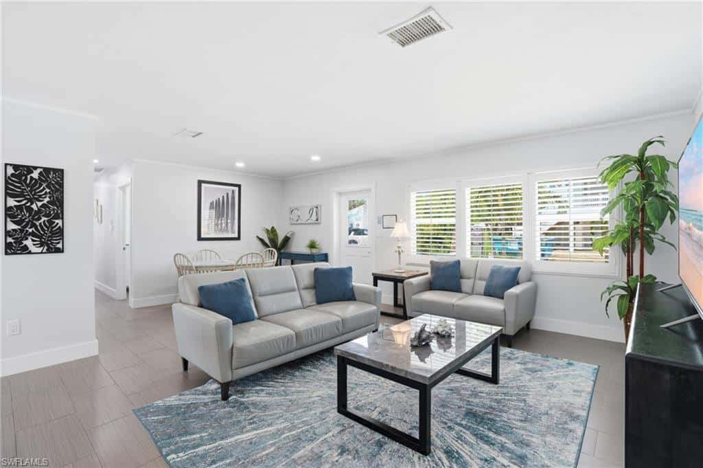 240 Fairweather Ln, Fort Myers Beach, photo 8
