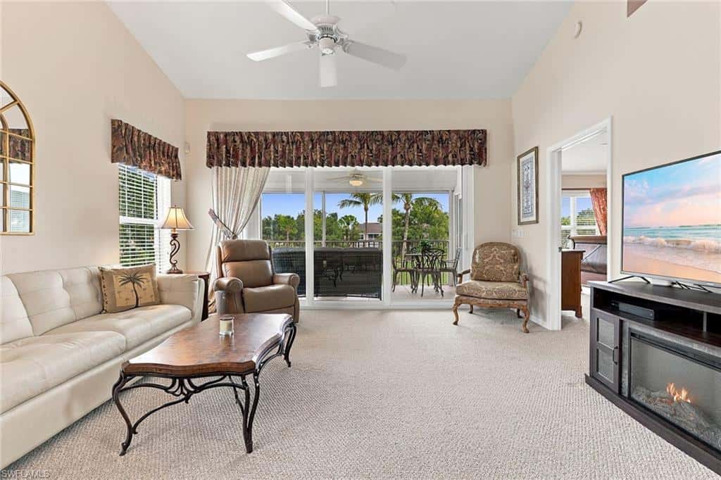 5964 Sand Wedge Ln #305, Naples, photo 5