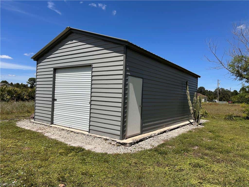 1717 Abbott Ave, Lehigh Acres, photo 36