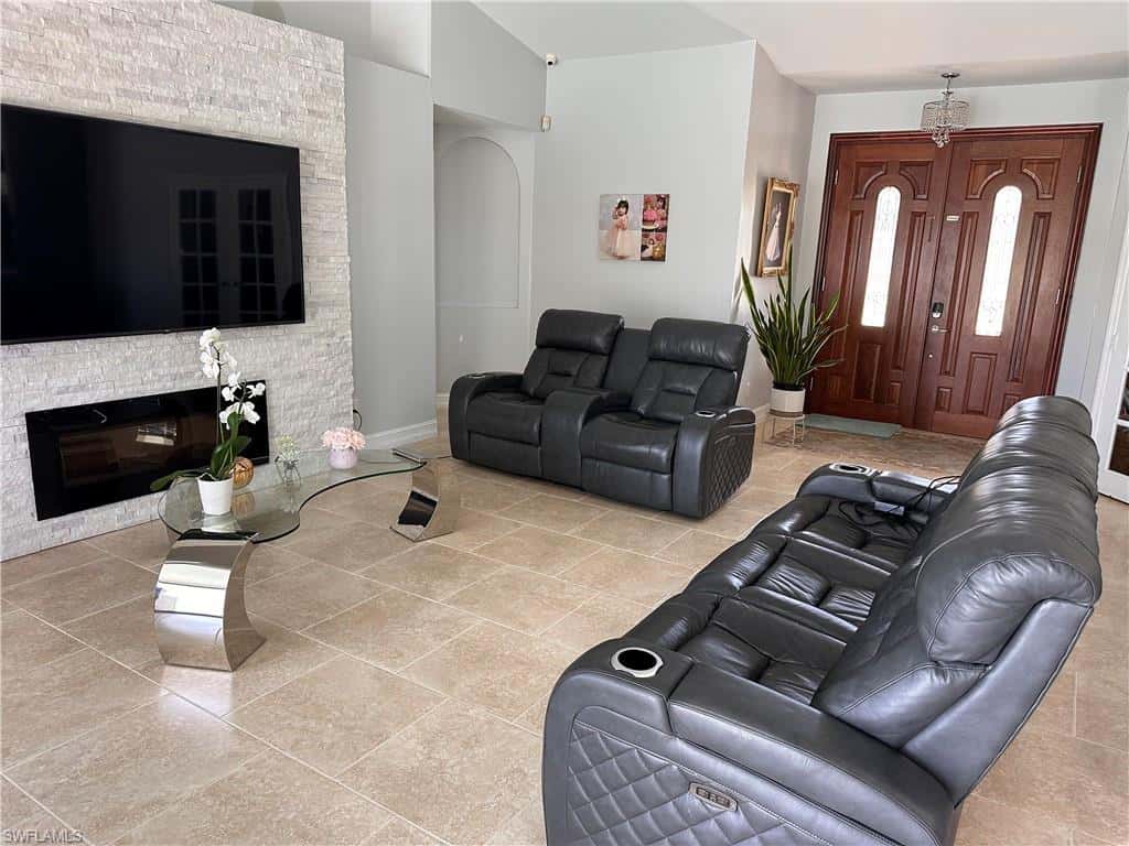 1717 Abbott Ave, Lehigh Acres, photo 10