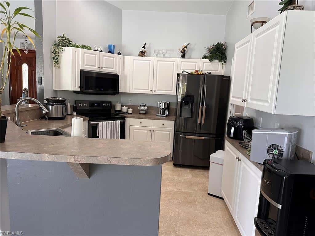 1717 Abbott Ave, Lehigh Acres, photo 14