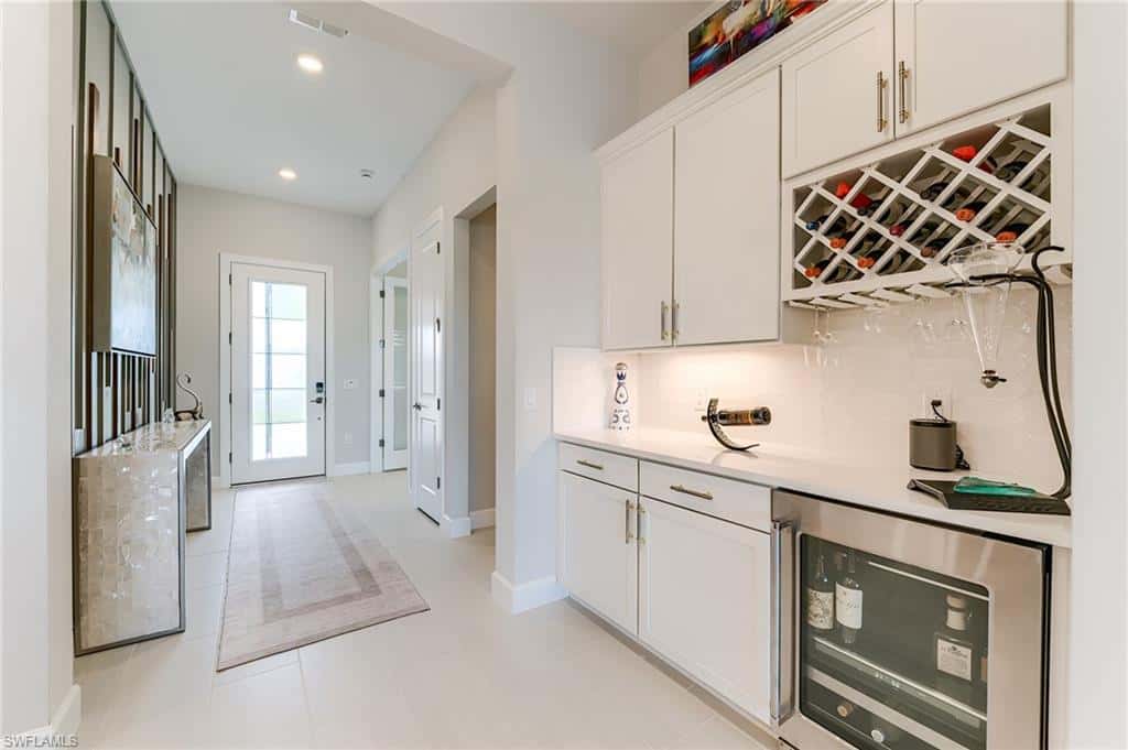 20180 Millrun Dr, Estero, photo 4