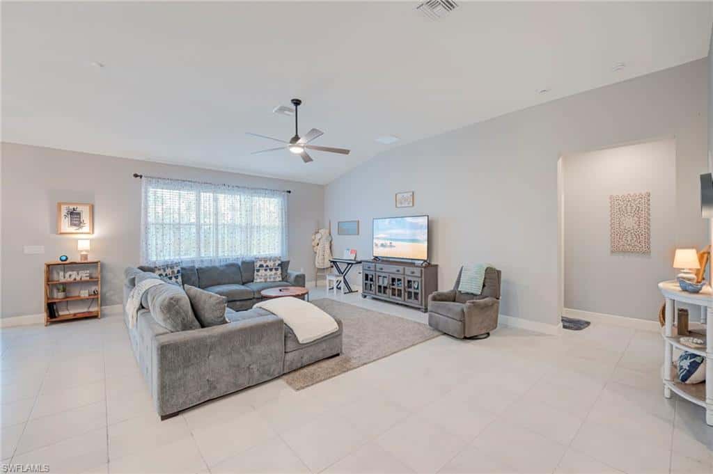 6664 Estero Bay Dr, Fort Myers, photo 8