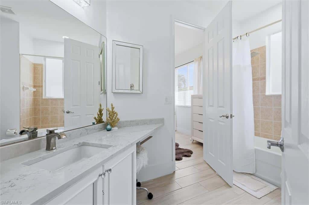 8910 Paseo De Valencia St, Fort Myers, photo 33