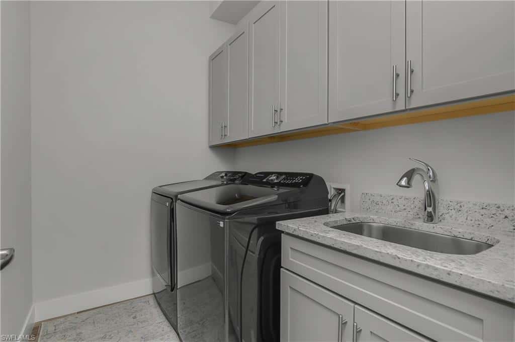 2819 35th Ln, Cape Coral, photo 44