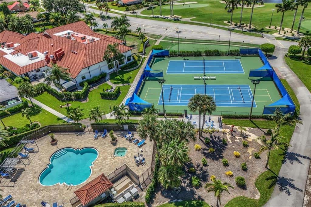 4146 Royal Wood Blvd, Naples, photo 4
