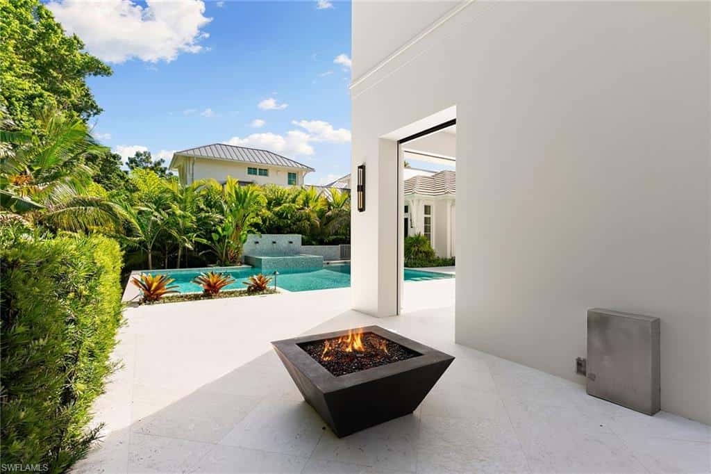 3277 Gordon Dr, Naples, photo 42