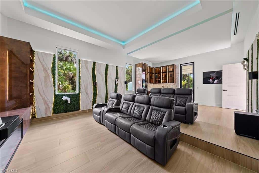 360 3rd St, Naples, photo 26