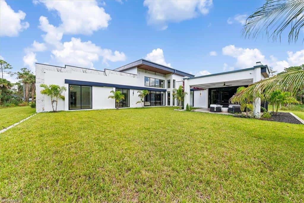 360 3rd St, Naples, photo 34
