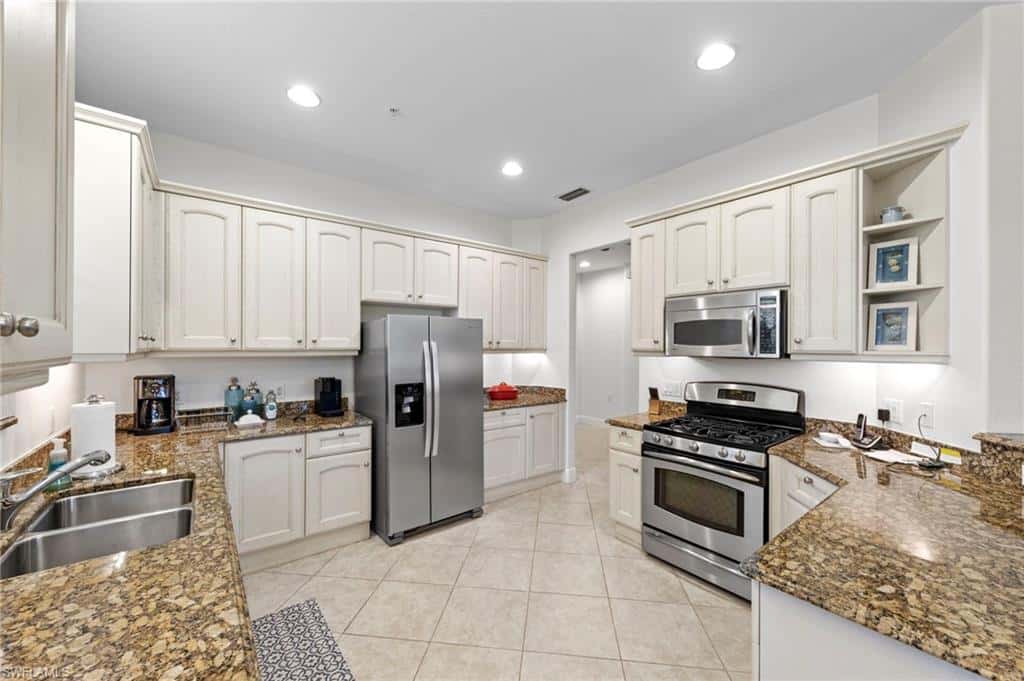 3142 Aviamar Cir #2104, Naples, photo 12