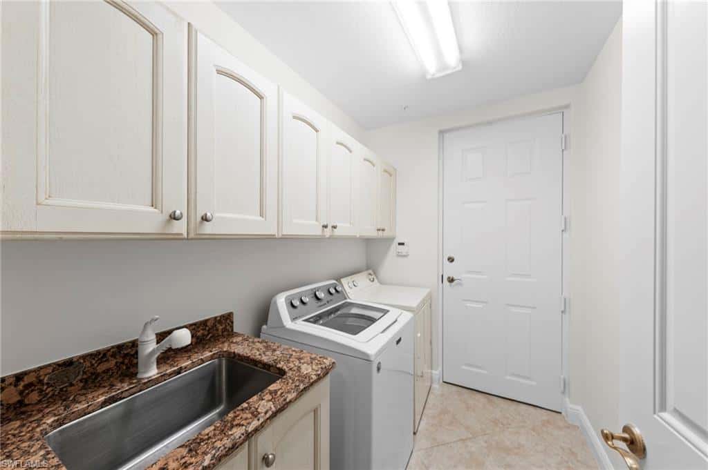 3142 Aviamar Cir #2104, Naples, photo 24