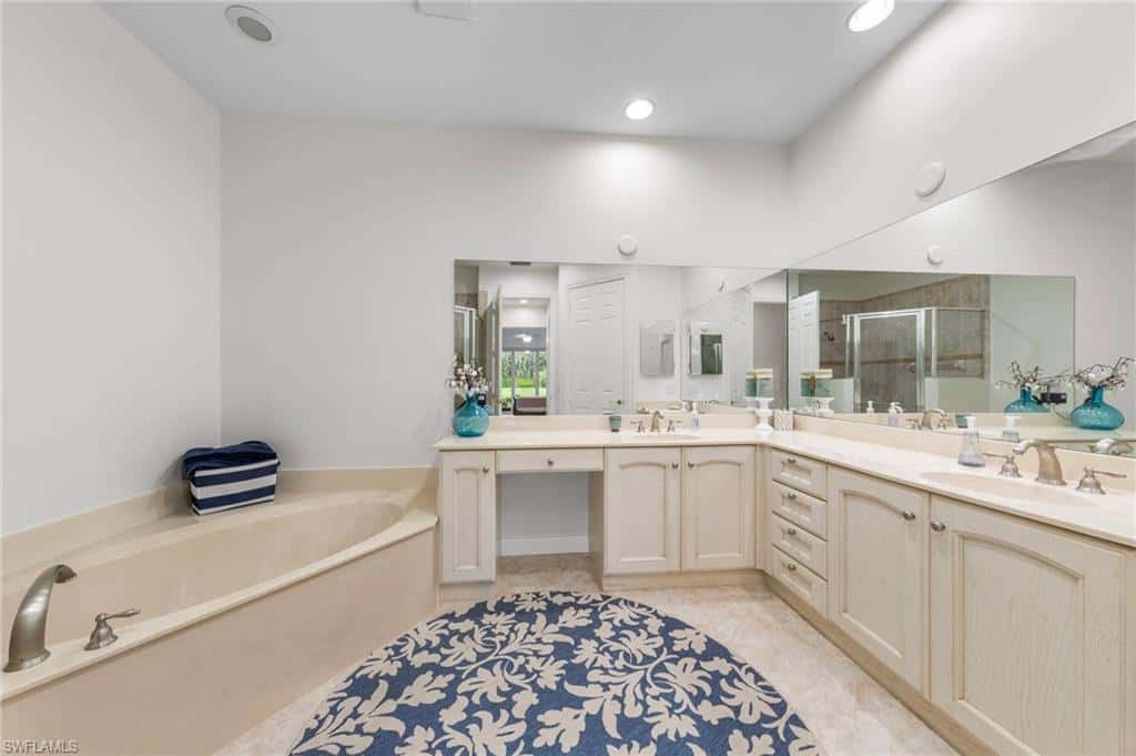 3142 Aviamar Cir #2104, Naples, photo 31