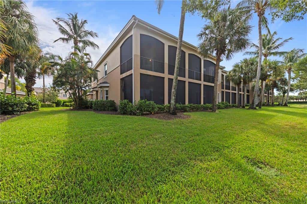 3142 Aviamar Cir #2104, Naples, photo 39