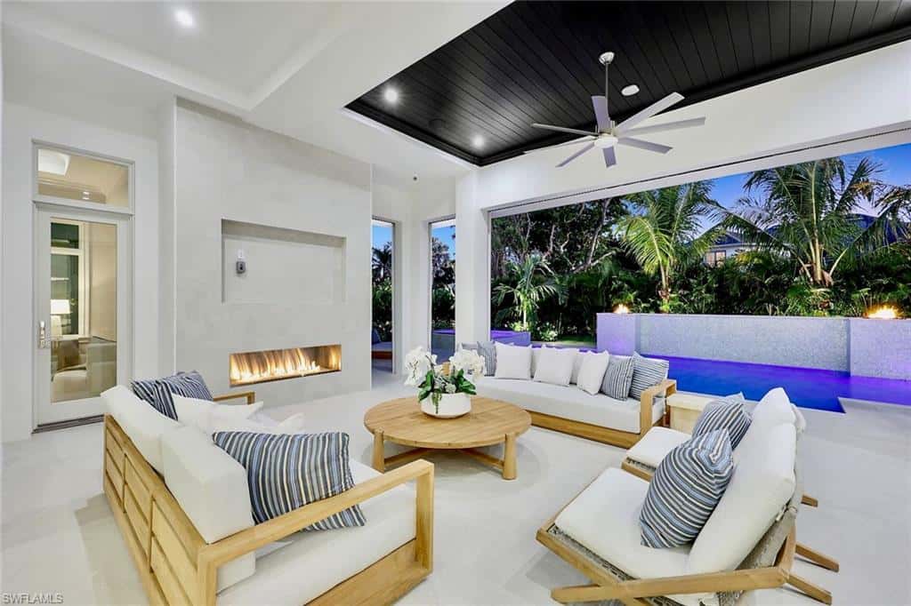 788 Riviera Dr, Naples, photo 35